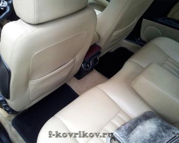 Коврики в салоне Alfa-Romeo