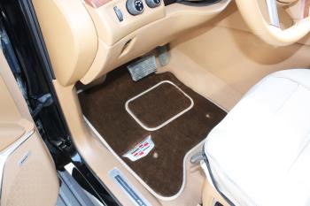 Коврики в салоне Cadillac Escalade ESV