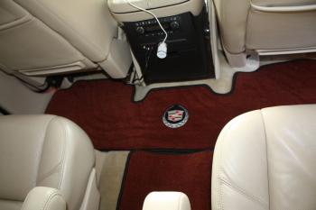 Коврики в салоне Cadillac Escalade