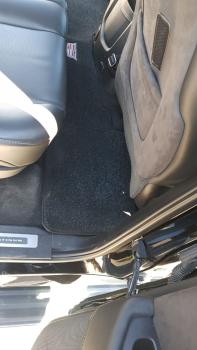 Коврики в салоне Cadillac Escalade