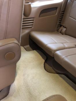 Коврики в салоне Cadillac Escalade