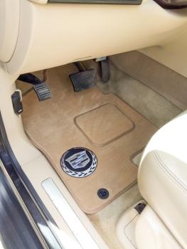 Коврики в салоне Cadillac Escalade