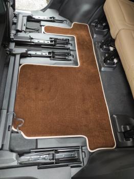 Коврики в салоне Chevrolet Tahoe new, второй ряд - диван