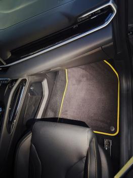 Коврики в салоне Geely Coolray