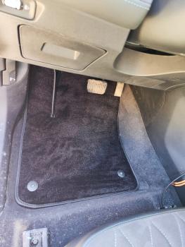 Коврики в салоне Geely Monjaro