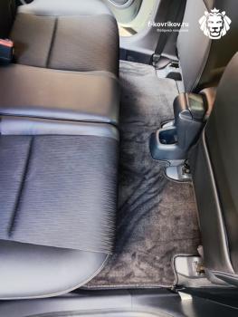 Коврики в салоне Honda Vezel