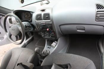 Коврики в салоне Hyundai Accent
