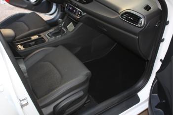 Коврики в салоне Hyundai i30