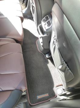 Коврики в салоне Hyundai Santa Fe