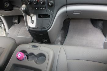 Коврики в салоне Hyundai Starex