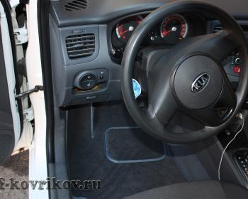 Коврики в салоне Kia Rio 2
