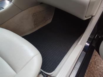 Коврики в салоне Mercedes w203