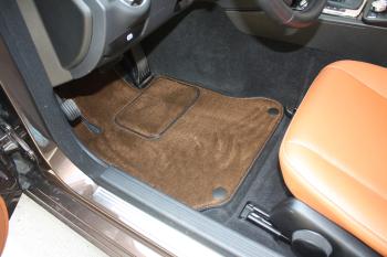 Коврики в салоне Mercedes w204