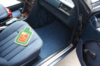 Коврики в салоне Mercedes w124