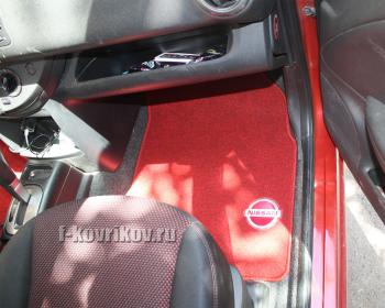 Коврики в салоне Nissan Note