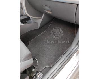 Коврики в салоне Renault Clio