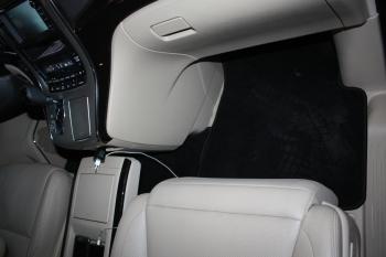 Коврики в салоне Toyota Alphard 2