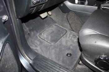 Коврики в салоне Toyota Fortuner