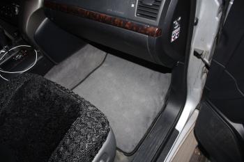 Коврики в салоне Toyota Land Cruiser 200 дорестайл