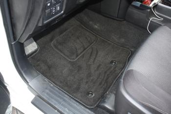 Коврики в салоне Toyota Land Cruiser Prado 150