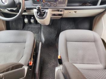 Коврики в салоне Volkswagen Caravelle T6 длинный кузов