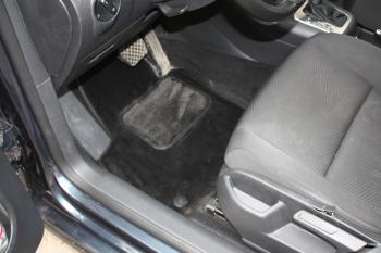 Коврики в салоне Volkswagen Golf Plus