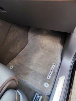 Коврики в салоне Volkswagen Touareg 3