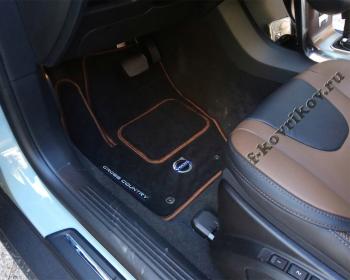 Коврики в салоне Volvo V40
