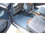 Коврики в салоне Mercedes w124