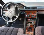 Коврики в салоне Mercedes E-class w124