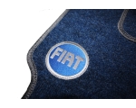 Пример вышивки логотипа Fiat старого образца